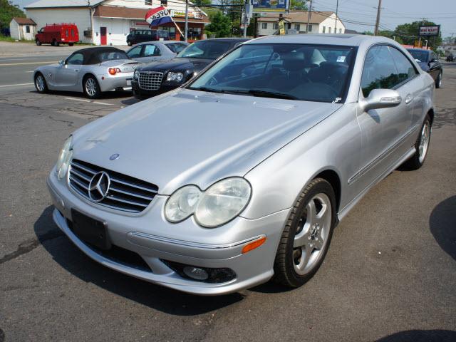 2004 Mercedes-Benz CLK Class XLE V6