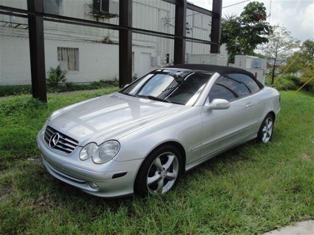 2005 Mercedes-Benz CLK Class Limited V6