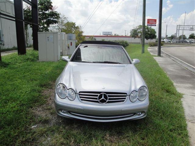 2005 Mercedes-Benz CLK Class Limited V6