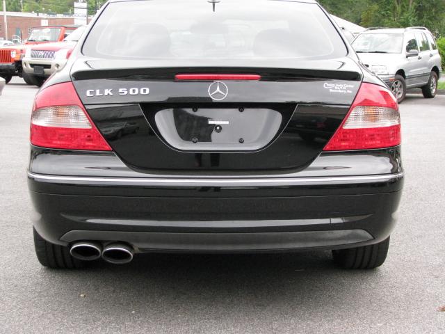 2006 Mercedes-Benz CLK Class XLE V6