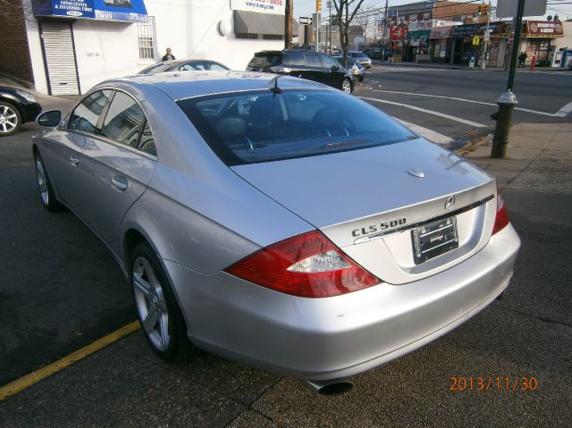 2006 Mercedes-Benz CLS-Class SE Sport Wagon