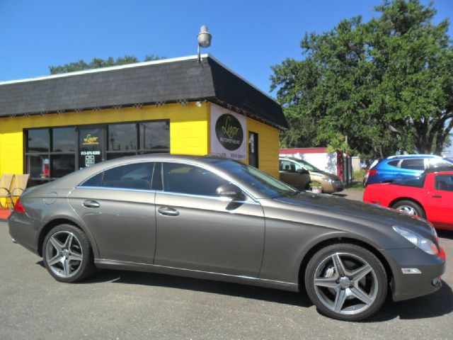 2006 Mercedes-Benz CLS-Class Unknown