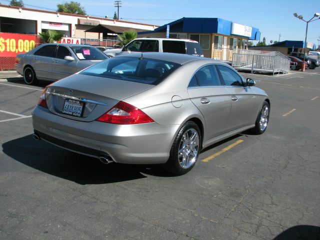 2006 Mercedes-Benz CLS-Class XLS Choice