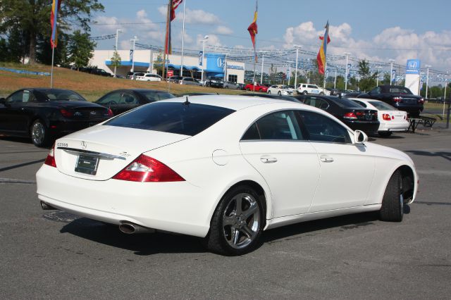 2006 Mercedes-Benz CLS-Class XLS Choice