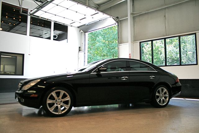 2006 Mercedes-Benz CLS-Class XLS Choice