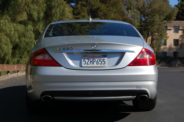 2007 Mercedes-Benz CLS-Class Extended VERY LOW Miles