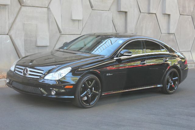 2007 Mercedes-Benz CLS-Class GS Loaded Super Clean