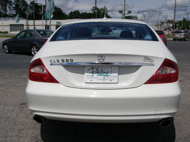 2007 Mercedes-Benz CLS-Class Extended VERY LOW Miles