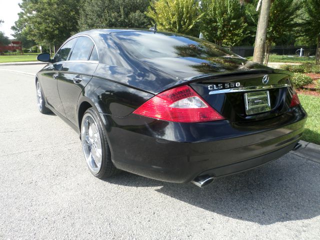 2007 Mercedes-Benz CLS-Class 4X4 Crew Cab Super Duty Lariat