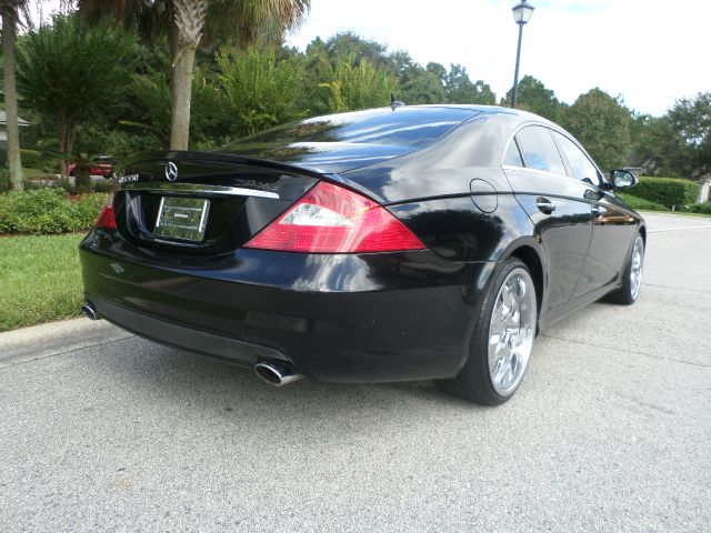 2007 Mercedes-Benz CLS-Class 4X4 Crew Cab Super Duty Lariat