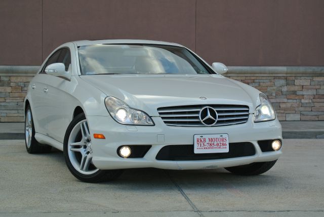 2007 Mercedes-Benz CLS-Class 4X4 Crew Cab Super Duty Lariat