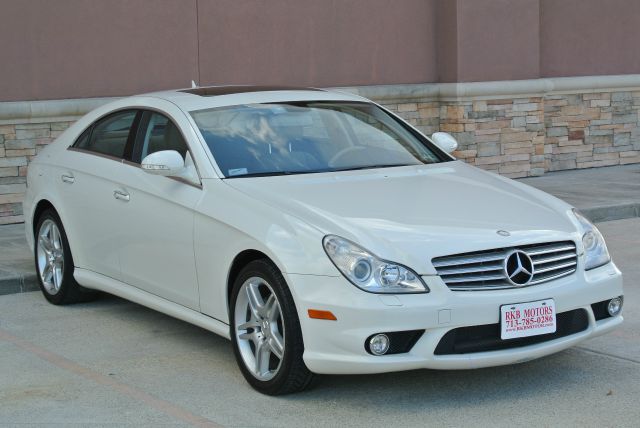 2007 Mercedes-Benz CLS-Class 4X4 Crew Cab Super Duty Lariat