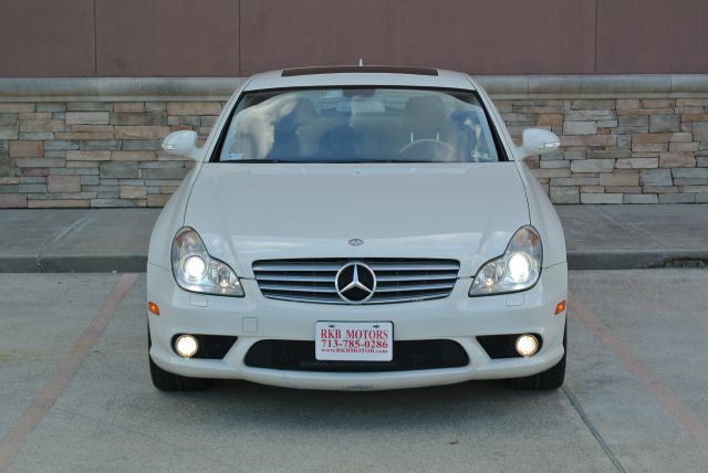 2007 Mercedes-Benz CLS-Class 4X4 Crew Cab Super Duty Lariat