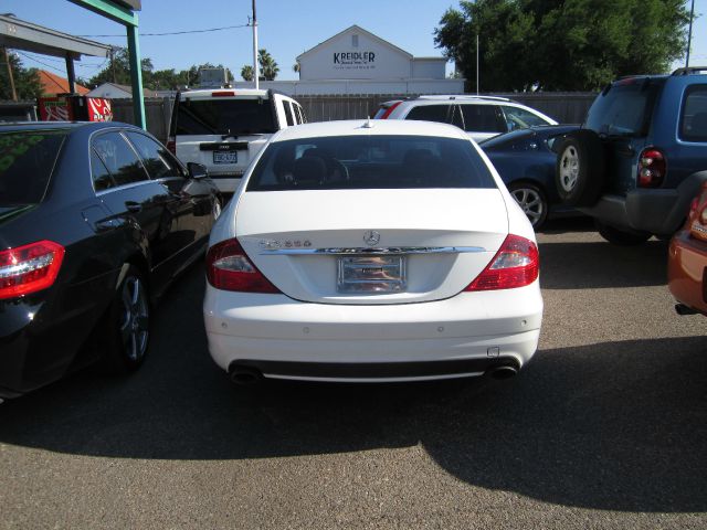 2007 Mercedes-Benz CLS-Class Extended VERY LOW Miles