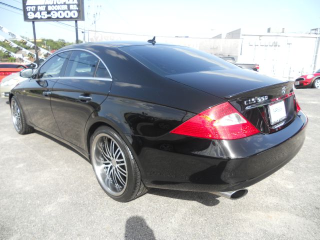 2008 Mercedes-Benz CLS-Class Extended VERY LOW Miles