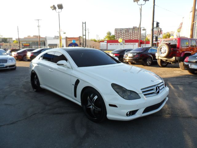 2008 Mercedes-Benz CLS-Class GS Loaded Super Clean