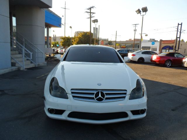 2008 Mercedes-Benz CLS-Class GS Loaded Super Clean