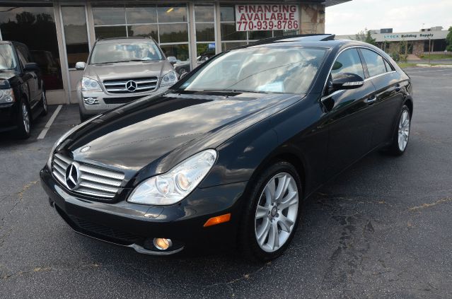 2008 Mercedes-Benz CLS-Class Extended VERY LOW Miles