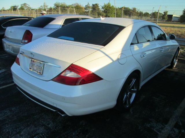 2008 Mercedes-Benz CLS-Class 4X4 Crew Cab Super Duty Lariat