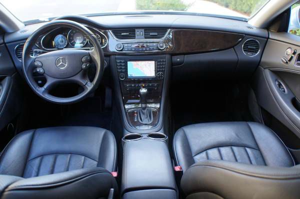 2008 Mercedes-Benz CLS-Class Extended VERY LOW Miles