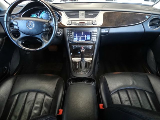 2008 Mercedes-Benz CLS-Class Extended VERY LOW Miles