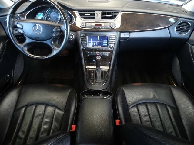 2008 Mercedes-Benz CLS-Class Extended VERY LOW Miles