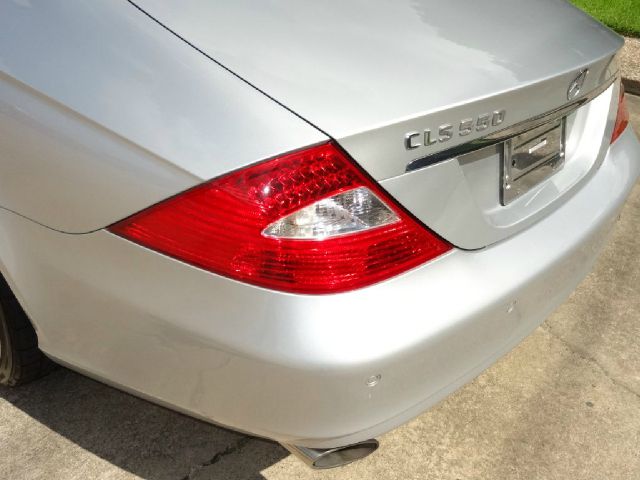 2008 Mercedes-Benz CLS-Class Extended VERY LOW Miles