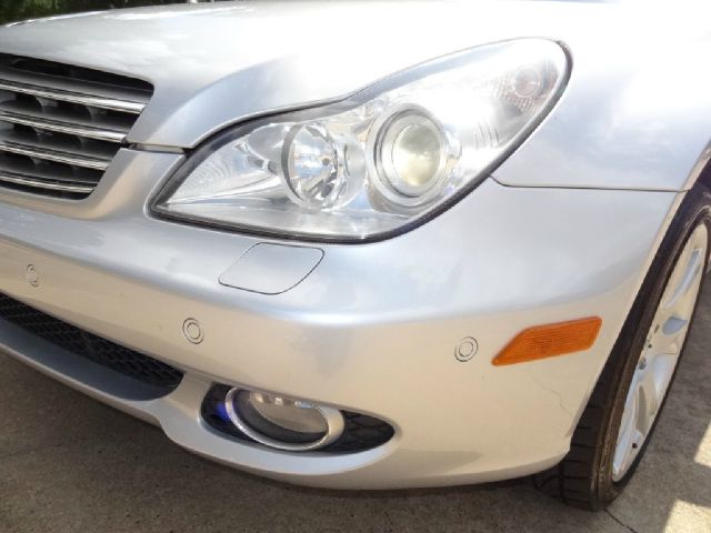 2008 Mercedes-Benz CLS-Class Extended VERY LOW Miles