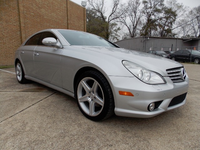 2008 Mercedes-Benz CLS-Class Extended VERY LOW Miles