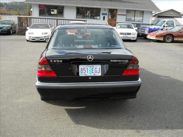 1999 Mercedes-Benz C Class LS Ultimate