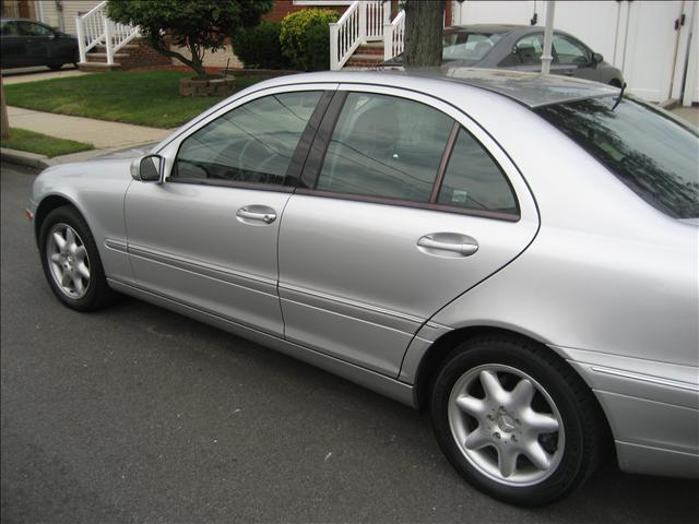 2001 Mercedes-Benz C Class Series 4