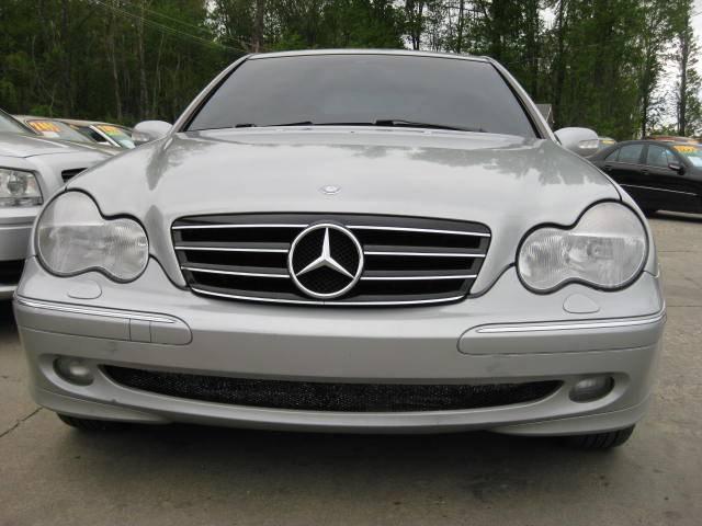 2002 Mercedes-Benz C Class 3.2 TL - Extra Sharp