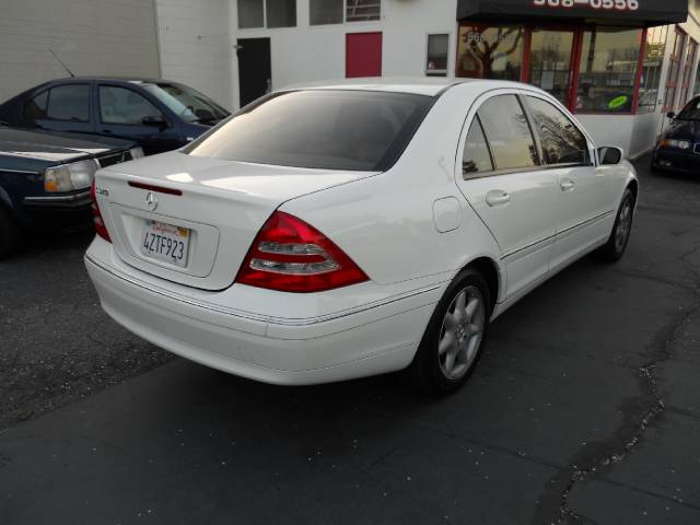 2003 Mercedes-Benz C Class Series 4