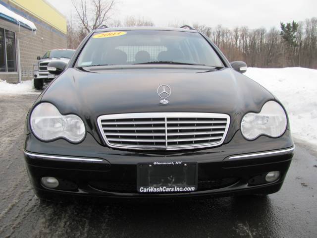 2003 Mercedes-Benz C Class 4WD Crew Cab 130 LT W/1lt