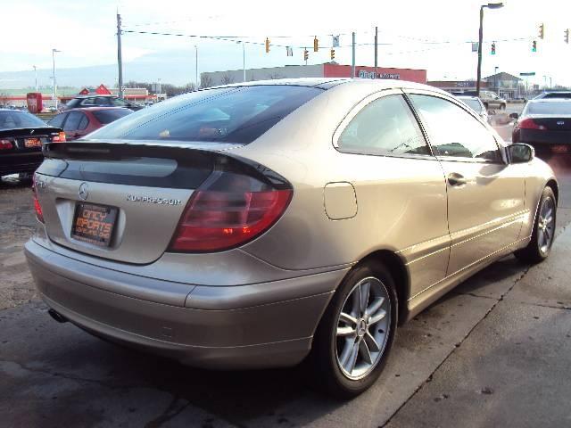 2003 Mercedes-Benz C Class 3.5rl Nav.+premium Pkg