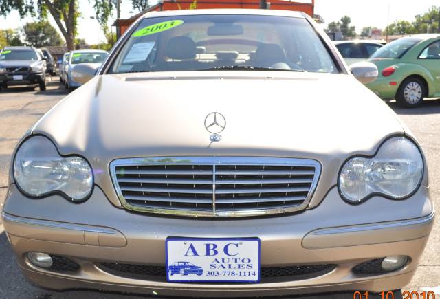 2003 Mercedes-Benz C Class 3.2 TL - Extra Sharp