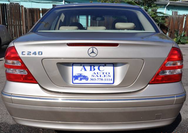 2003 Mercedes-Benz C Class 3.2 TL - Extra Sharp