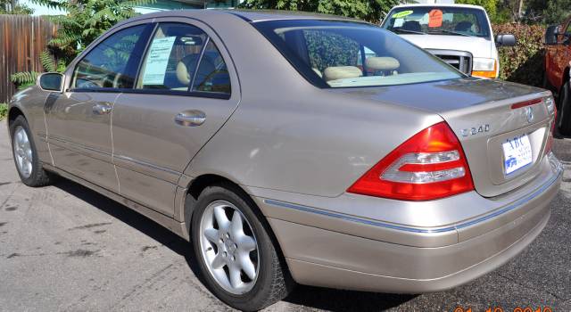 2003 Mercedes-Benz C Class 3.2 TL - Extra Sharp