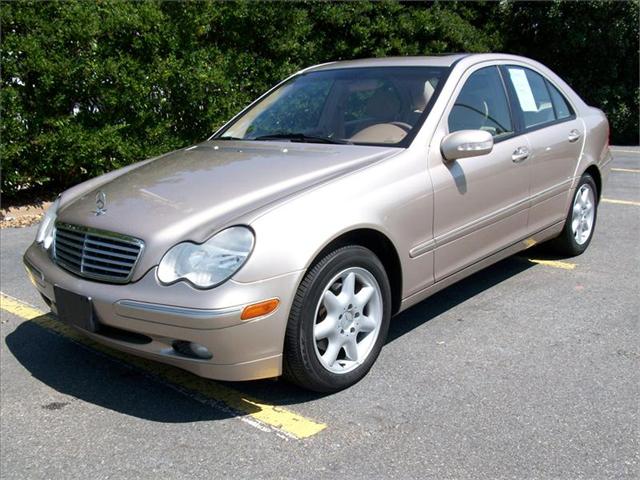 2003 Mercedes-Benz C Class 3.2 TL - Extra Sharp