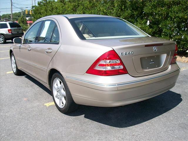 2003 Mercedes-Benz C Class 3.2 TL - Extra Sharp