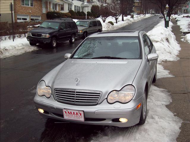 2003 Mercedes-Benz C Class LTZ Sport Utility Pickup 4D 5 1/4 Ft