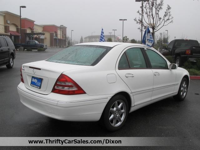 2003 Mercedes-Benz C Class 3.2 TL - Extra Sharp