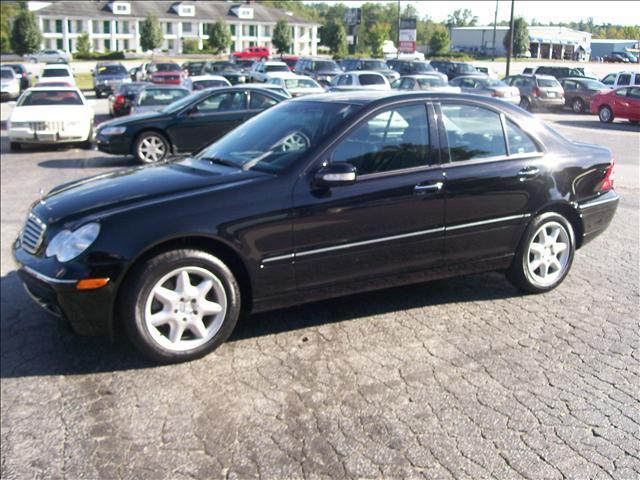 2003 Mercedes-Benz C Class LTZ Sport Utility Pickup 4D 5 1/4 Ft