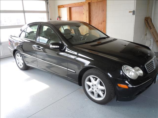 2004 Mercedes-Benz C Class LTZ Sport Utility Pickup 4D 5 1/4 Ft