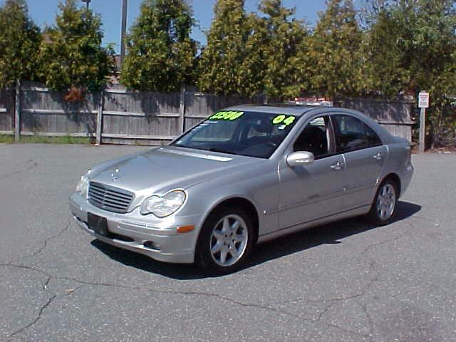 2004 Mercedes-Benz C Class LTZ 4x4 Nav DVD