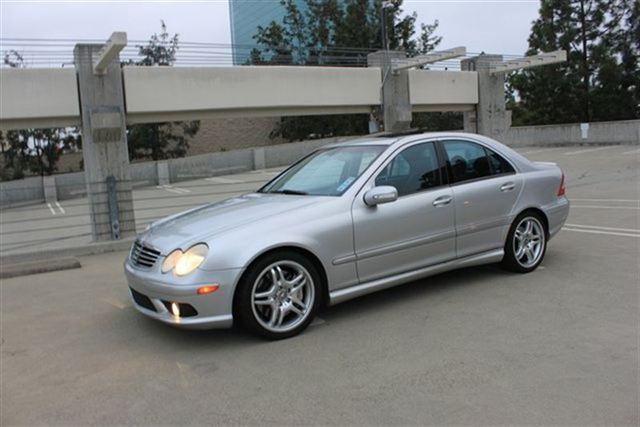 2005 Mercedes-Benz C Class 2dr AT EX