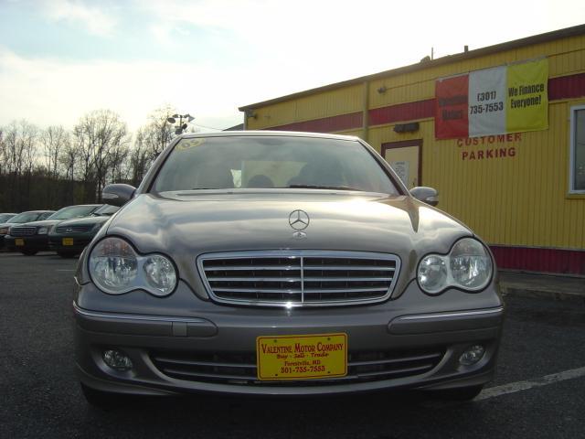 2005 Mercedes-Benz C Class LTZ Sport Utility Pickup 4D 5 1/4 Ft