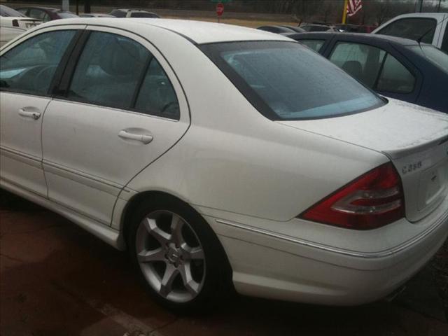 2007 Mercedes-Benz C Class 2500/sle