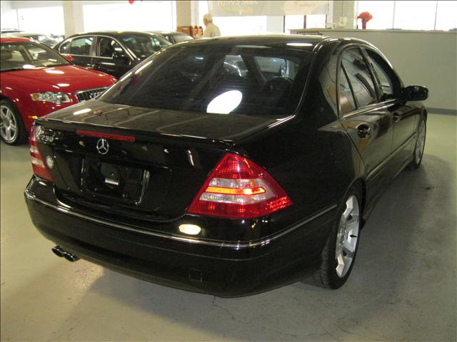 2007 Mercedes-Benz C Class 2500/sle