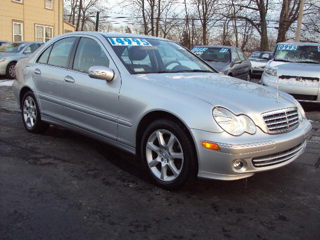 2007 Mercedes-Benz C Class SLE Pickup 4D 5 3/4 Ft